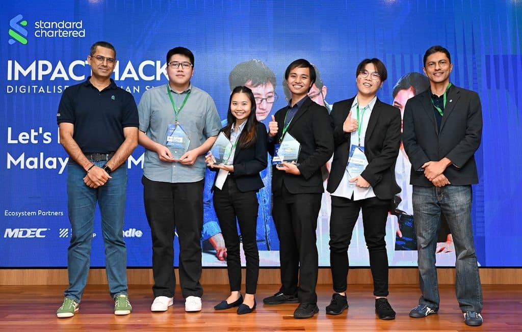 Group photo of my best hackathon